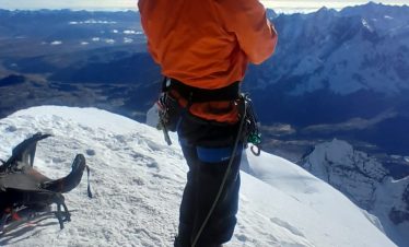 Alpine mountaineering on the Ausangate 6,384 m climb