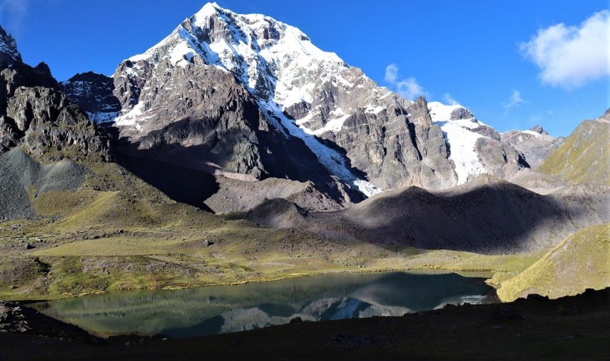 Ausangate Trek vs Rainbow Mountain: Complete Comparison