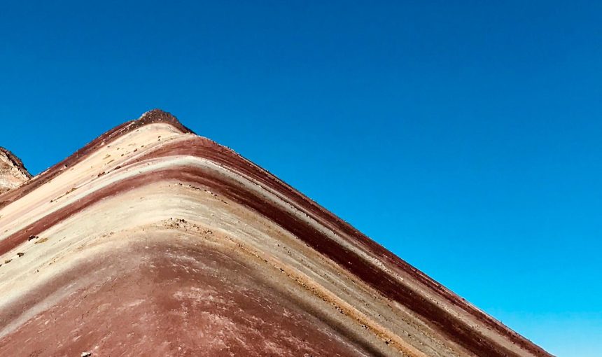 Best Time to Visit Rainbow Mountain Without Crowds