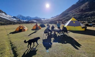 Night view of the Ananta campsite under a starry sky during the Ausangate 2 Day Rainbow Mountain Trek