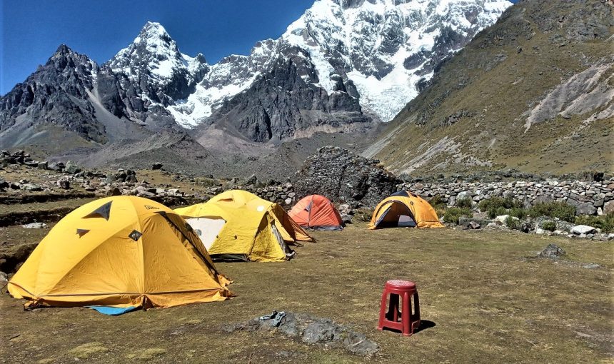 Weather in Ausangate Trek: Seasons, Temperatures