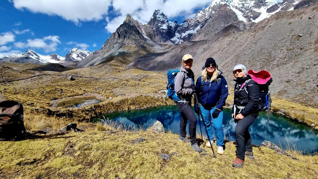 Ausangate 7 Lakes Trek with Hot Springs – 2 Days